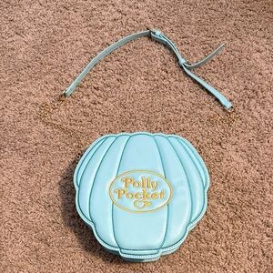 Cakeworthy Polly Pocket Blue Shell Bag